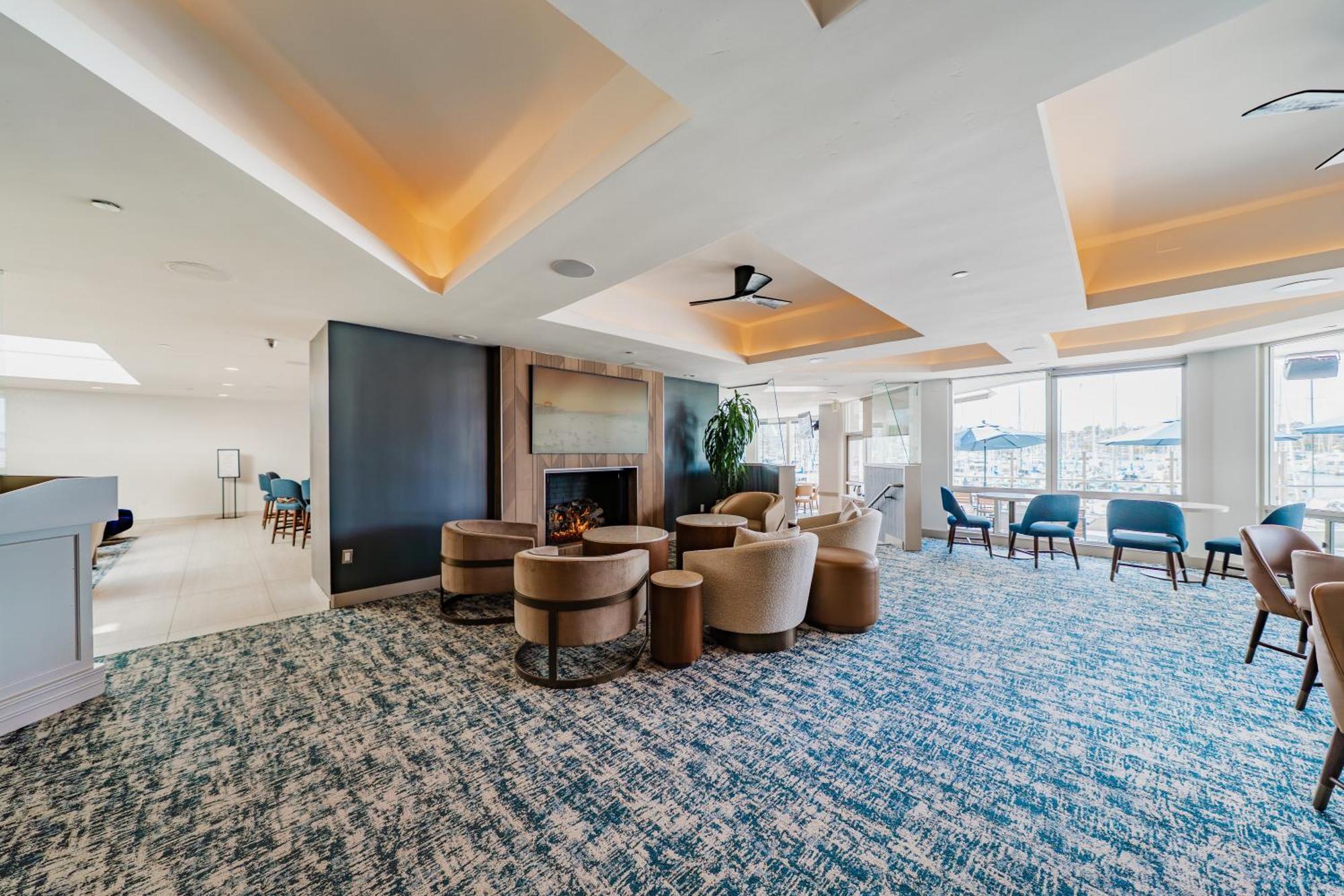 Bay Club And Marina Hotel 3*